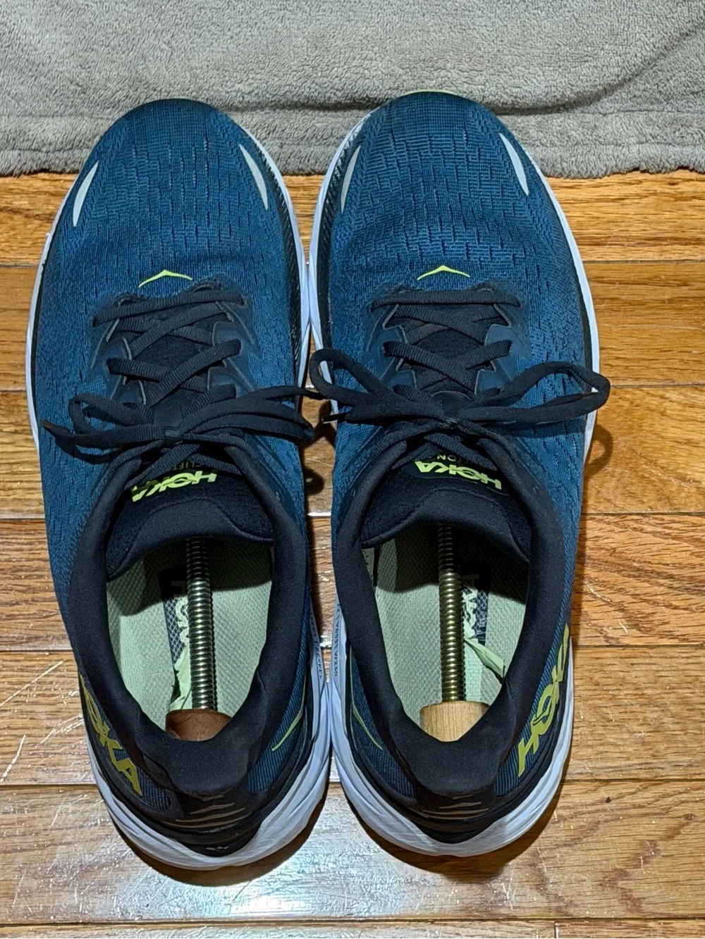 HOKA One One Clifton 8 Shoes Mens Size 12 D Blue Running Sneakers 1119393 BCBT